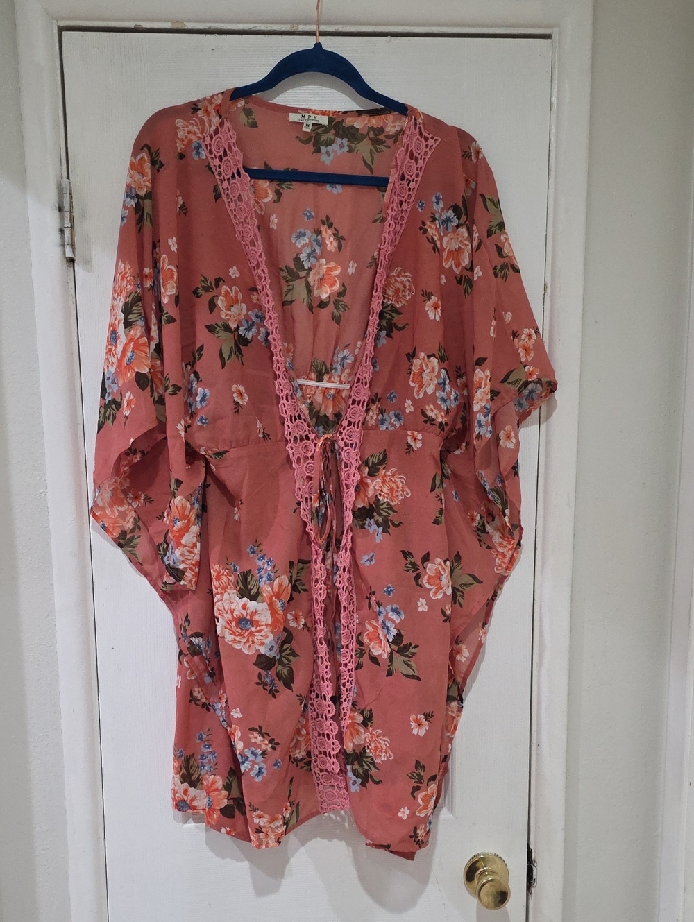 Floral Lace-Trim Kimono Robe in Dusty Rose